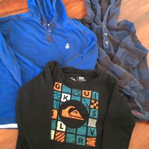 Quicksilver longs sleeved shirts